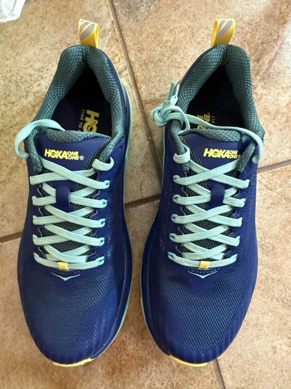 Hoka Challenger ATR 5, Women's 8.5 Wide - Picture 3 of 3